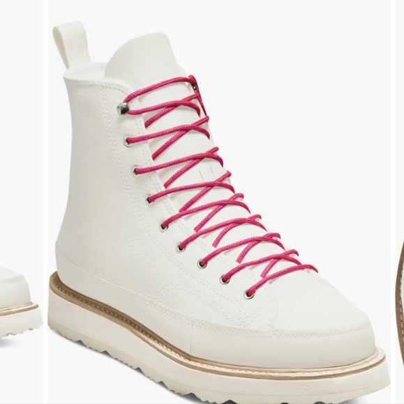 Chuck Taylor All Star leather cream colored ankle high shoe/boot. Unisex. NWOT - Picture 7 of 11